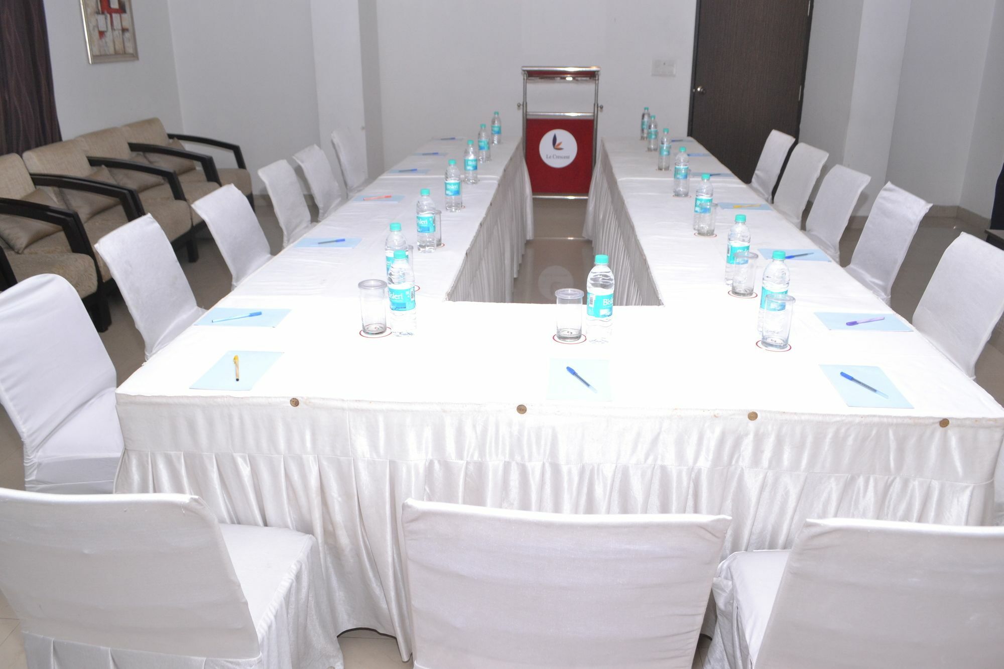 Hotel Genx Le Crescent Ghaziabad Exterior foto